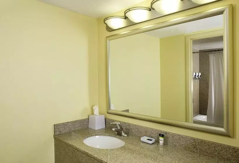 호텔 Four Points By Sheraton Cocoa Beach