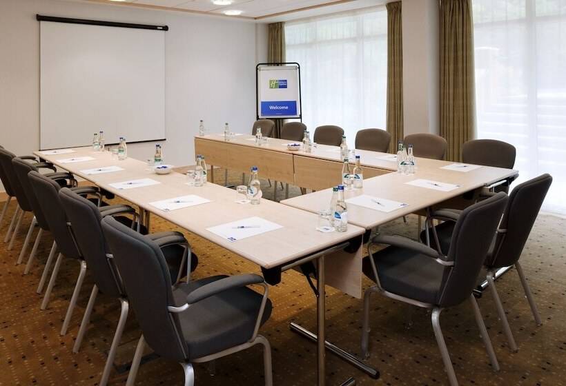 فندق Holiday Inn Express Birmingham Redditch, An Ihg