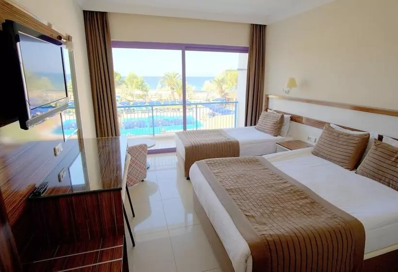 בית מלון כפרי Le Monde Beach Resort & Spa