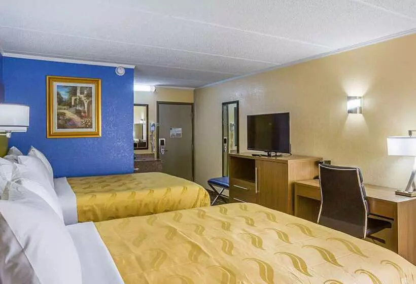 酒店 Quality Inn & Suites Near Six Flags East