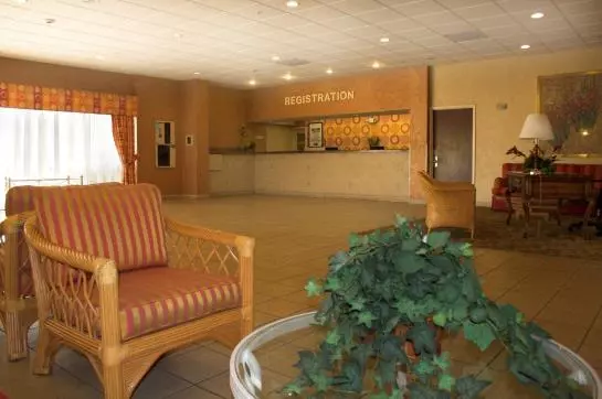 Отель Sawgrass Inn & Conference Center