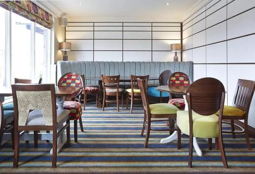 호텔 The Wishing Well