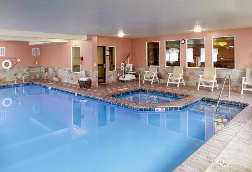 هتل Yellowstone Park