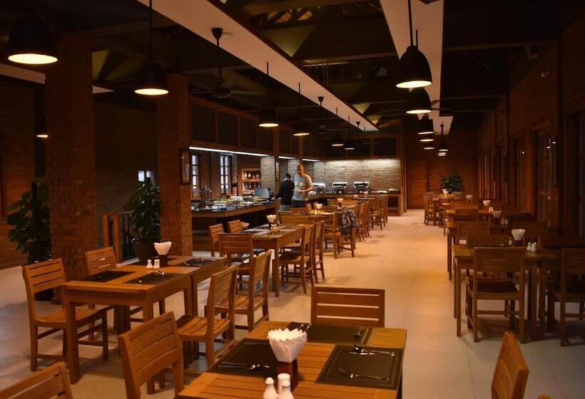 Paradise Hotel Nyaung Shwe