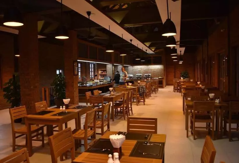 Paradise Hotel Nyaung Shwe