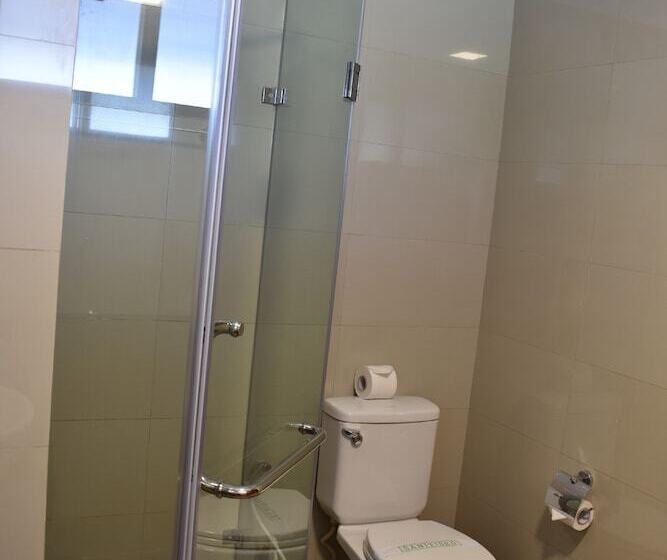 Paradise Hotel Nyaung Shwe