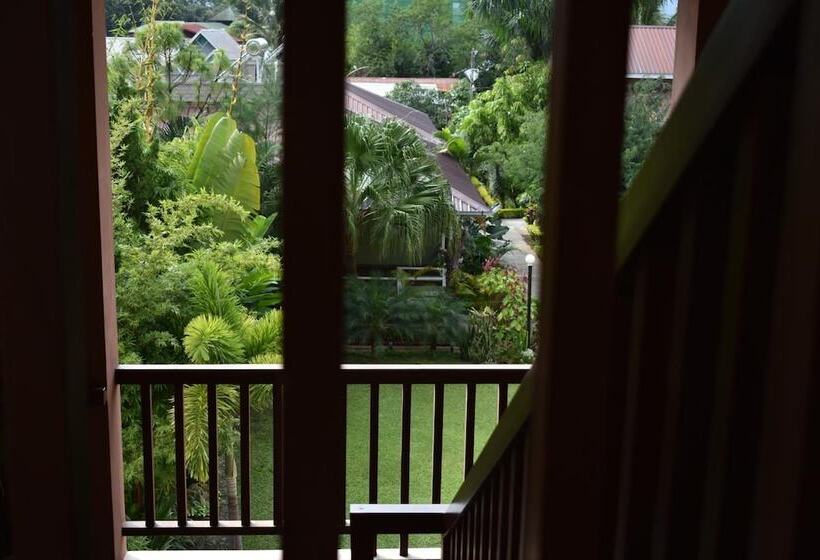 Paradise Hotel Nyaung Shwe