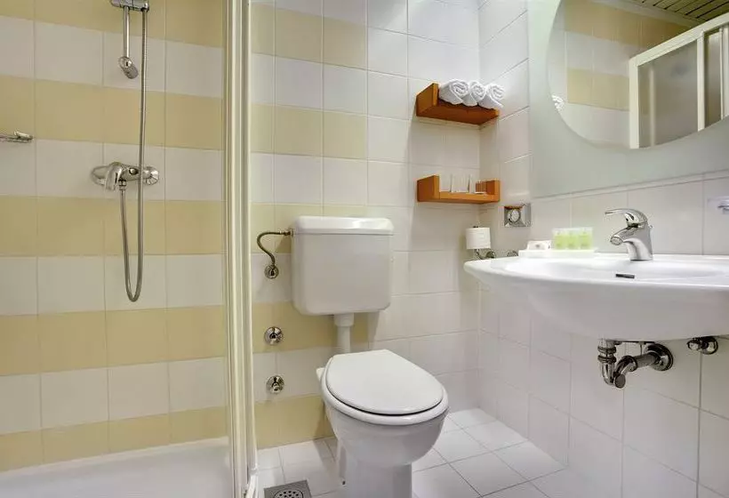 Отель Valamar Pinia