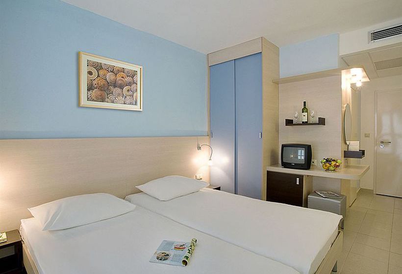 酒店 Valamar Pinia