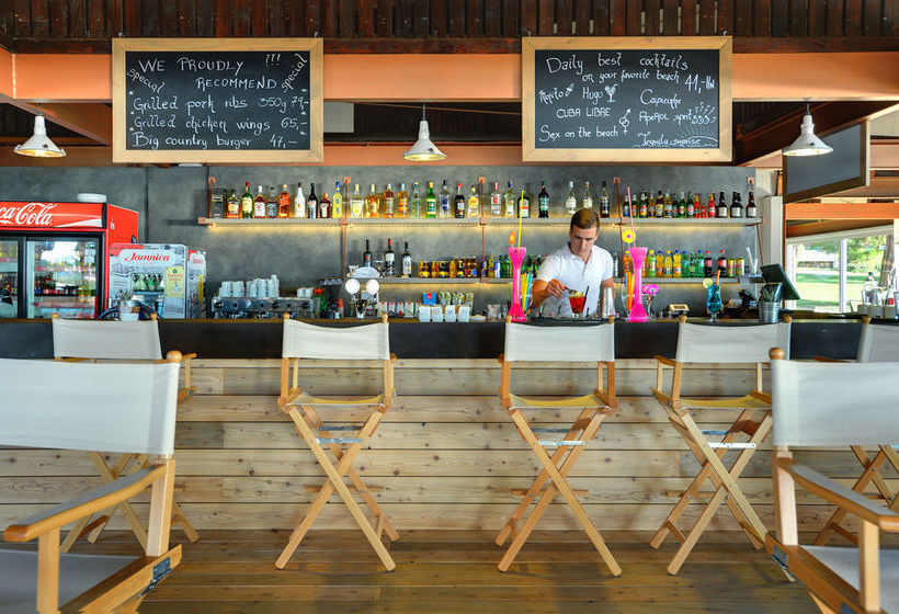 酒店 Valamar Pinia