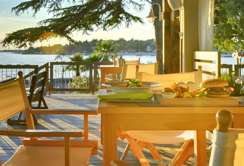 Отель Valamar Pinia