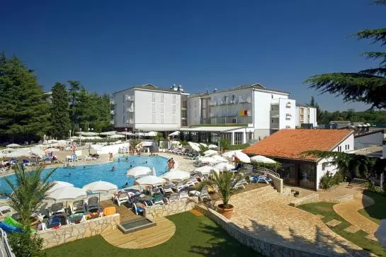 Отель Valamar Pinia