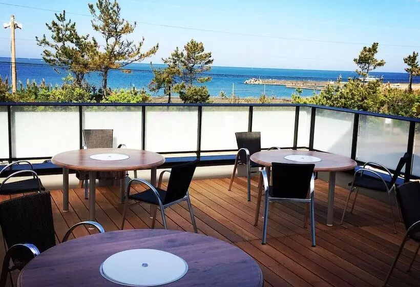 ホテル The Retreat Mikuni