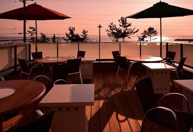 ホテル The Retreat Mikuni