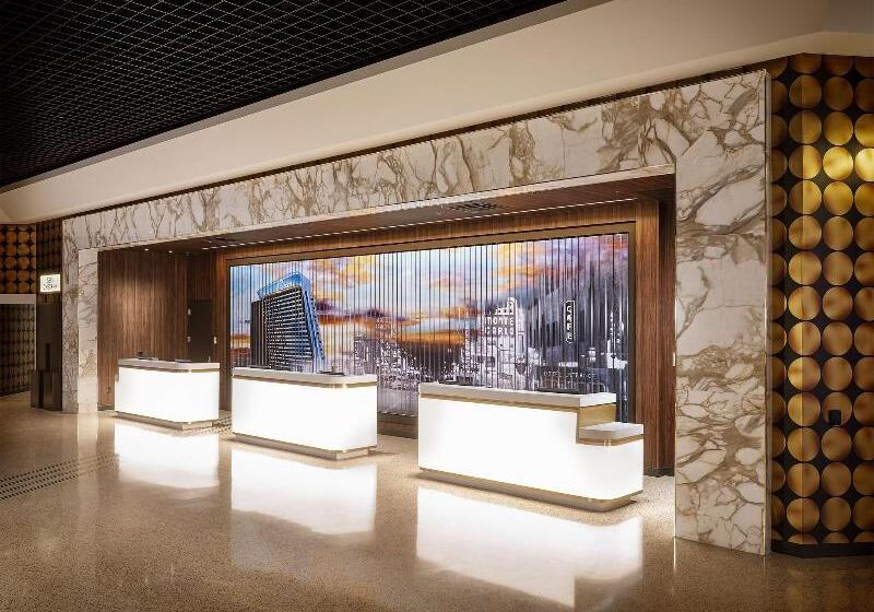 هتل Circa Resort & Casino Adults Only