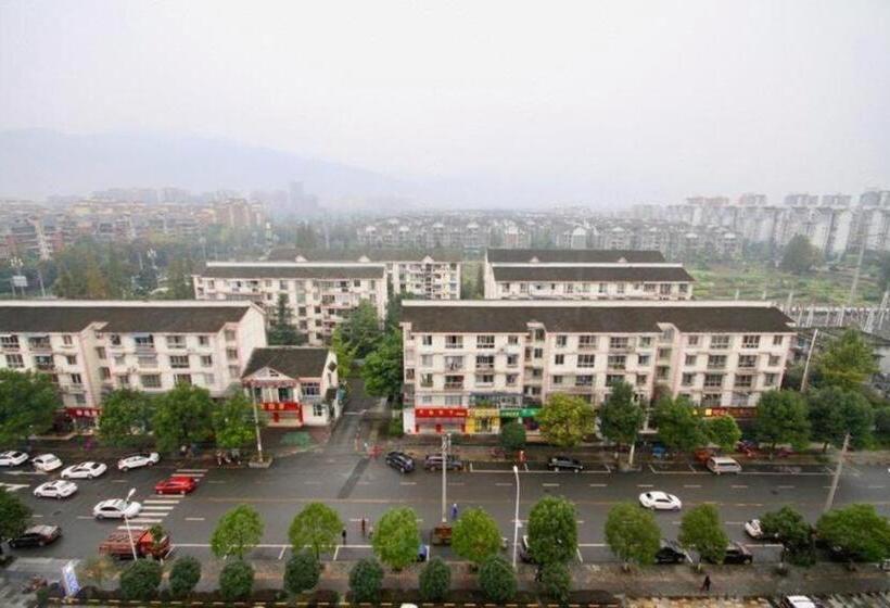 Pai Hotel Dujiang Yanxujia Gaoqiao