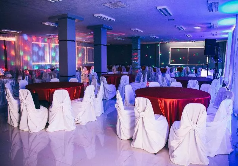 Baja Inn Hoteles La Mesa