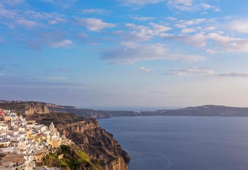 Cosmopolitan Suites - Small Luxury Hotels Of The World