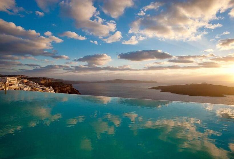 Cosmopolitan Suites - Small Luxury Hotels Of The World