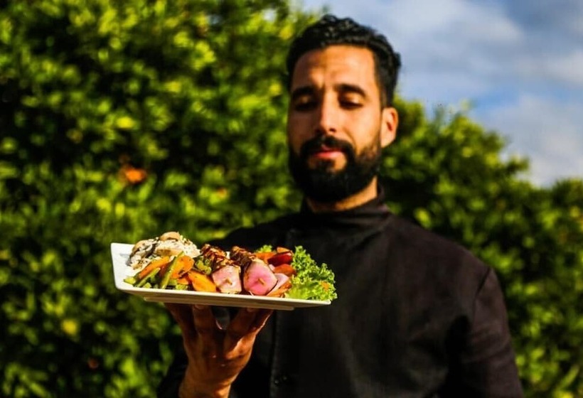 ホテル Al Bassatine