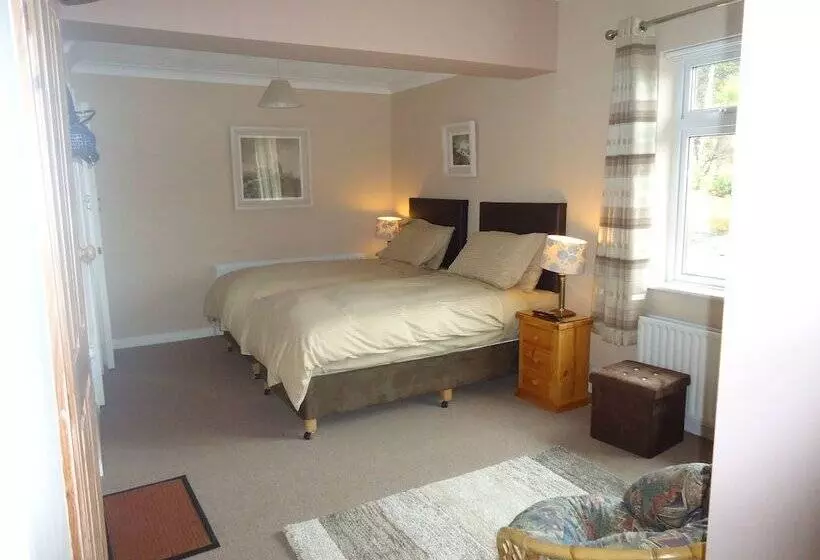 هتل Atlantic View B&b