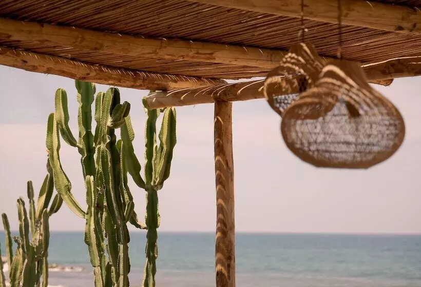 Отель Baia Del Sole Resort