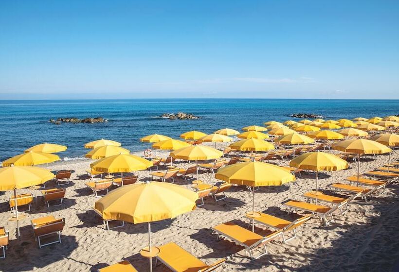 酒店 Baia Del Sole Resort