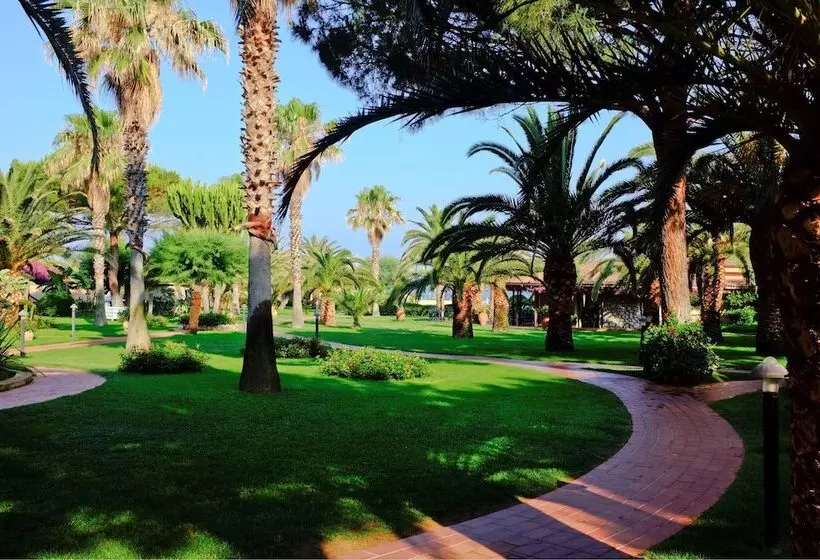 Отель Baia Del Sole Resort