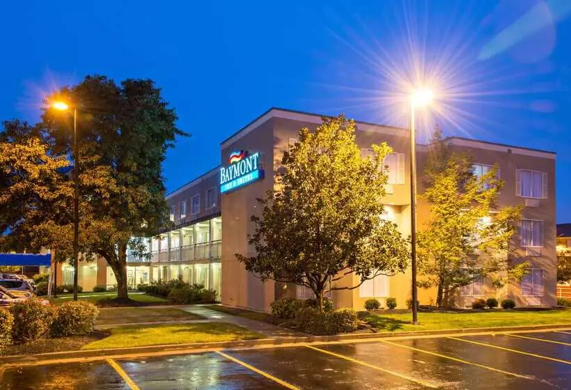 Отель Baymont By Wyndham Louisville East