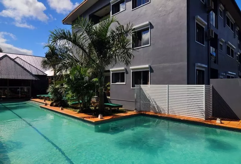 هتل Coconut Palms Resort