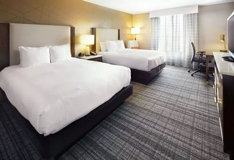 Отель Doubletree By Hilton Dallas Near The Galleria