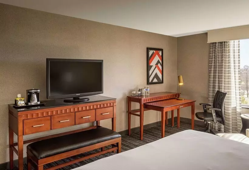 Отель Doubletree By Hilton Dallas Near The Galleria