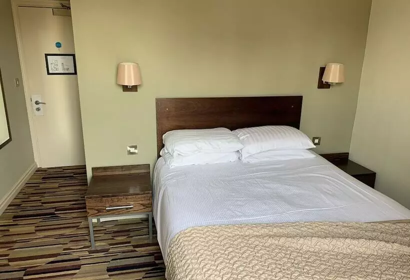 호텔 George & Dragon