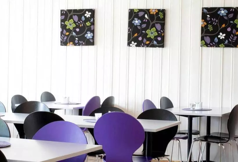 فندق Gjøvik Hovdetun Hostel