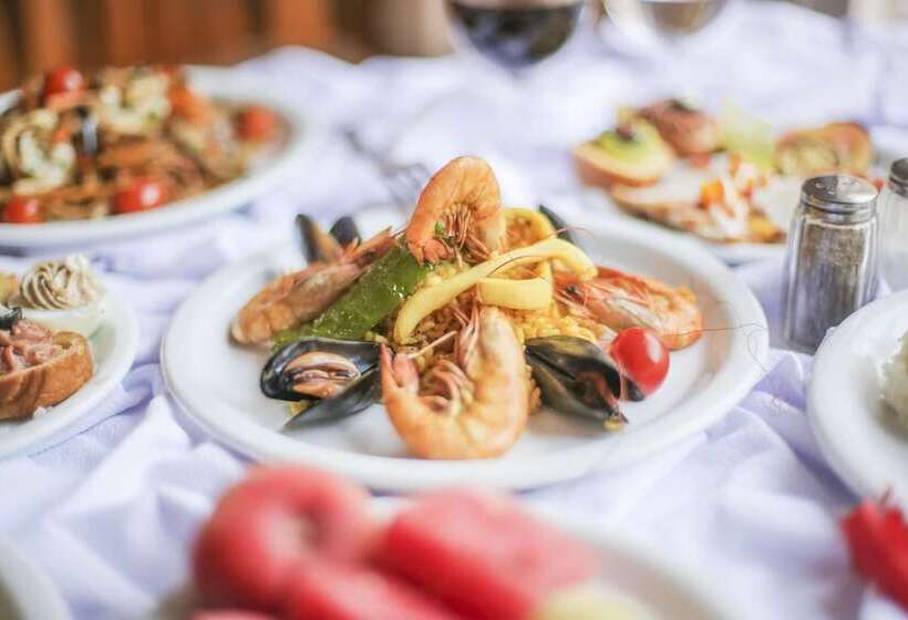 Otel Marabout Families And Couples Only