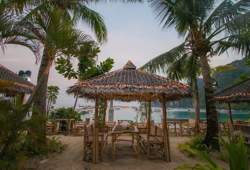 Отель Phi Phi Island Cabana