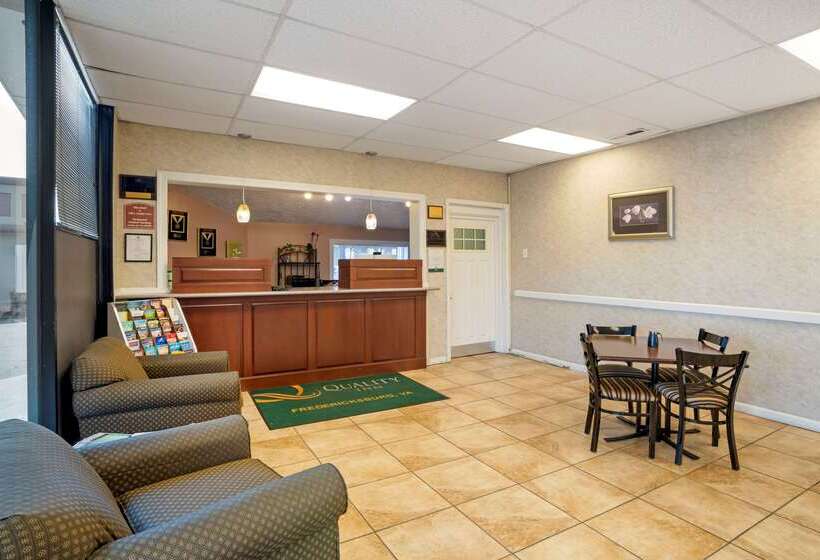 בית מלון כפרי Quality Inn Fredericksburg Near Historic Downtown