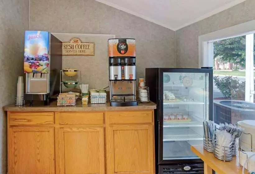 호텔 Quality Inn Fredericksburg Near Historic Downtown