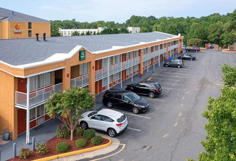 בית מלון כפרי Quality Inn Fredericksburg Near Historic Downtown