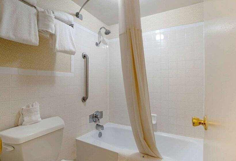فندق Quality Inn Fredericksburg Near Historic Downtown