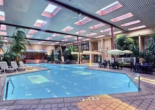 Отель Quality Inn