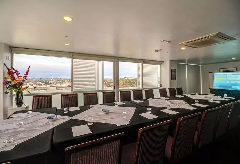 The Quadrant Hotel & Suites