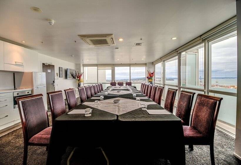 The Quadrant Hotel & Suites