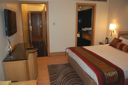 Отель Yamuna View 