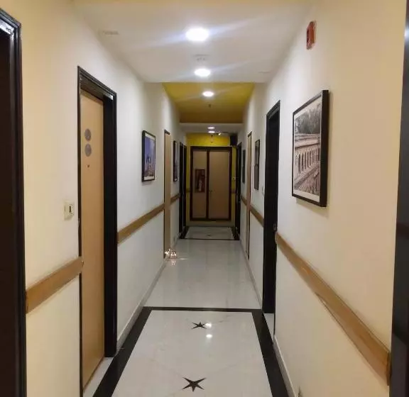 Lemon Tree Hotel, Udyog Vihar, Gurugram