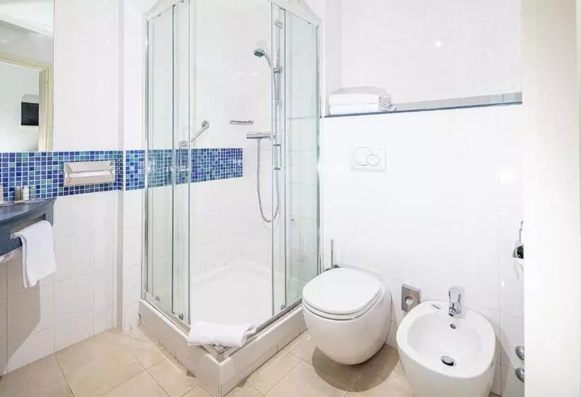 Отель Meditur Udine Nord