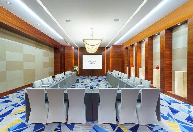 Swissotel Grand Shanghai
