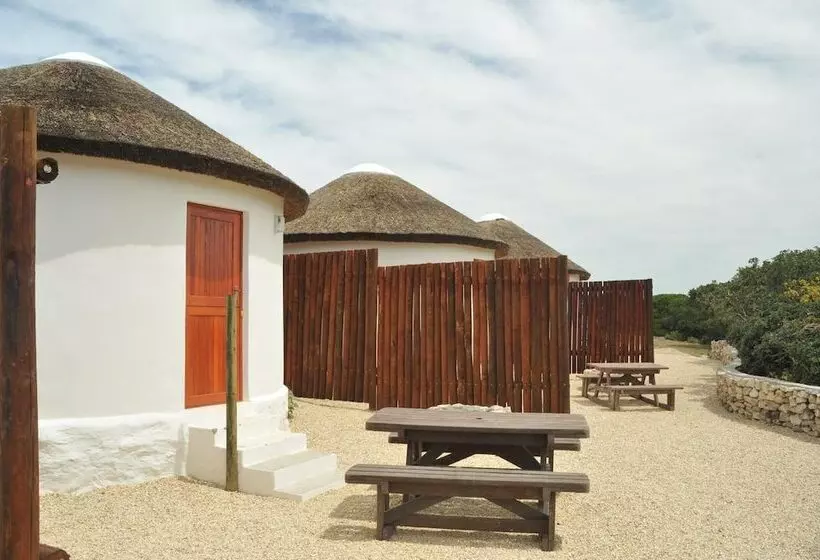 Hotelli De Hoop Campsite Rondawels