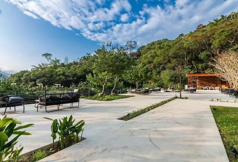 هتل The Bal E Villas