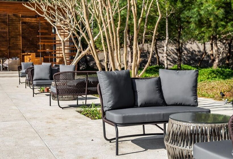 هتل The Bal E Villas